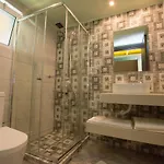 Koukis Sea Side Complex 호텔 4*